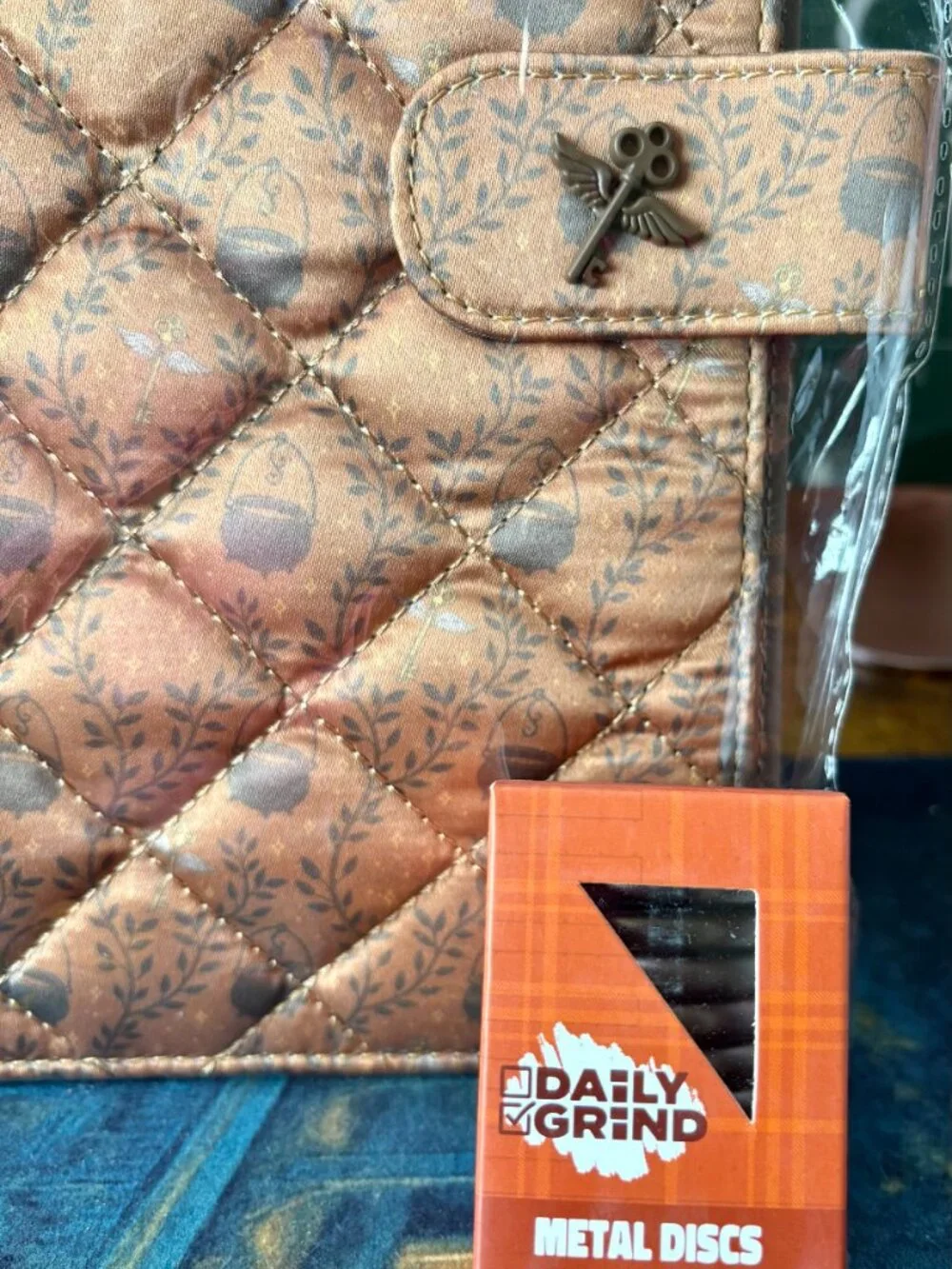 Daily Grind Planner - Luxe Planner Cover - The Castle Commons